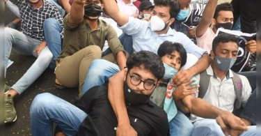 Mangalore University: CFI held protests against the implementation of national education policies -2020