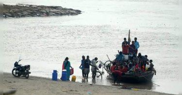 Heavy rain in Nepal worsened the flood scene in Bihar