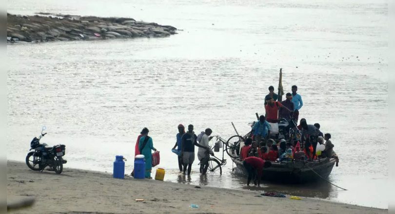 Heavy rain in Nepal worsened the flood scene in Bihar