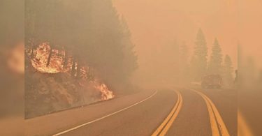 Lake Tahoe was threatened by a big fire, more ordered to escape