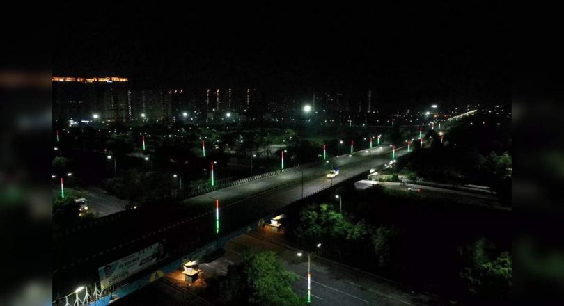 Noida installed more than 1 Lakh LED lights, more dark spots for illuminated