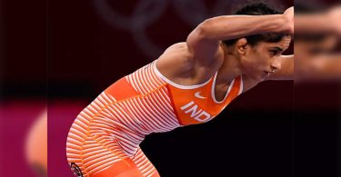Vines out, Sangeeta in; junior day out in the world senior c'ship trial
