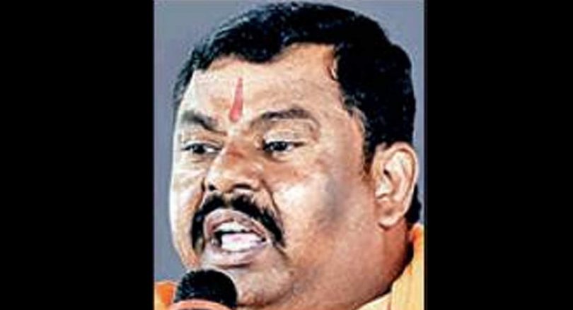 'Will stop if Telangana cm gives the soup to Goshamahal'