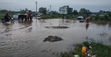 4 years in, but the road is not paved despite the request: Green View Residents