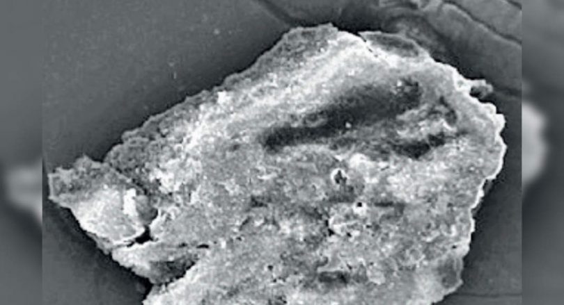 Use salt? You take a pinch of plastic