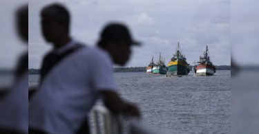 We block seafood from the Fiji ship accused of having a slavery crew