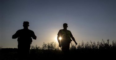 Lithuanian Red Cross question when trying to block migrants