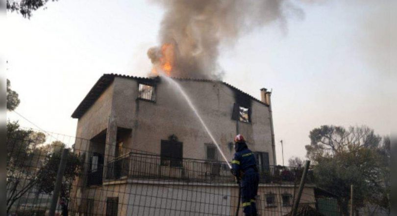 Athens told to live inside like the sky of Cloud City City