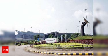 Mangaluru: Only five on board the first flight to Dubai