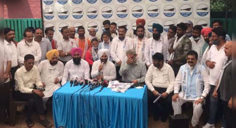 More Chandigarh Congress leaders joined AAP