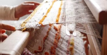 '43 Spinning-weaving Training Center for Women Immediately '