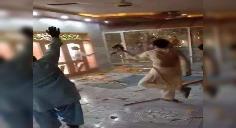 Hindu temple is damaged in Pakistan