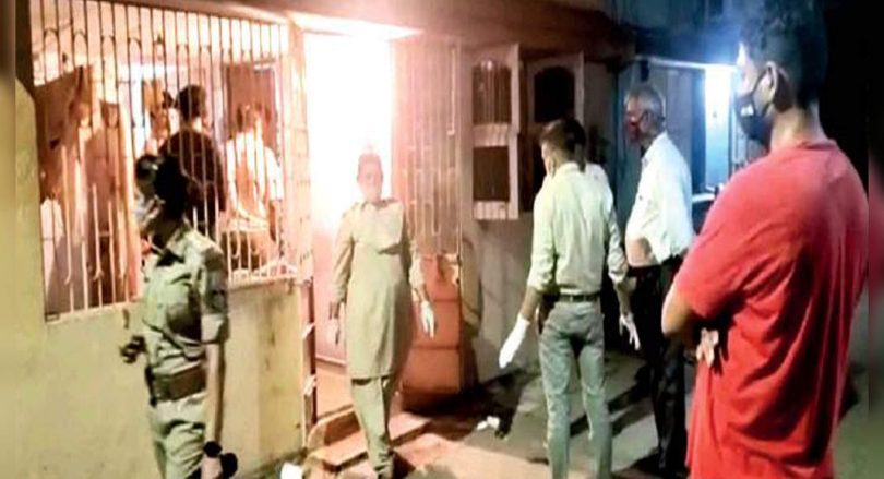 AHD: Man Munders Mom, Uncle; Brought a stab suicide