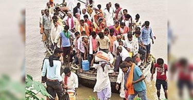 Floodwaters recede in many regions, can cause soil erosion