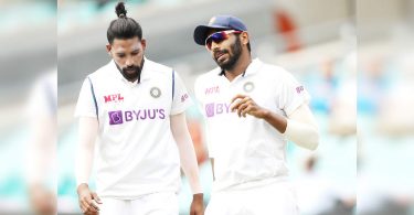 Throw and turn against brief Indian short skills