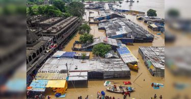 Women & daughters sank in the beginning