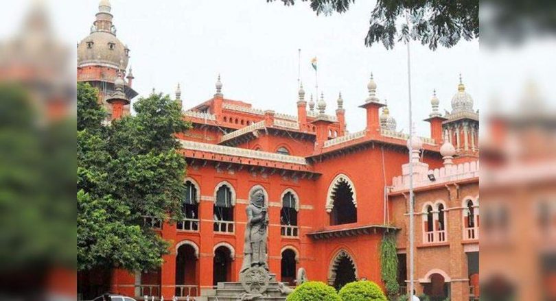 Answer questions in English in the same language: HC to the center