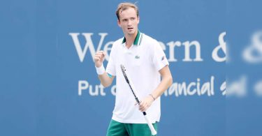 Daniil Medvedev to Cincinnati Last-Eight Masters
