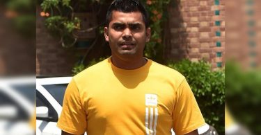 PCB allows Umar Akmal to continue playing the cricket club