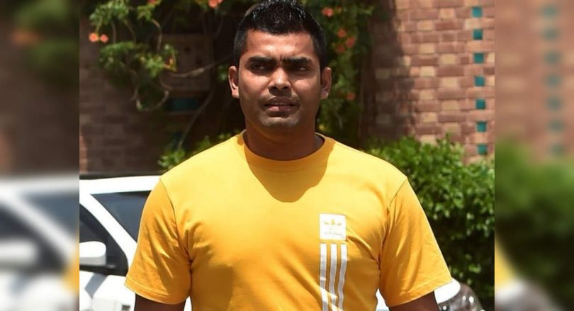 PCB allows Umar Akmal to continue playing the cricket club