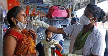 India reported 36,571 new Covid cases every day, 540 deaths