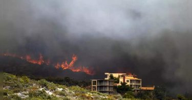 Greek Fire: Hundreds of Fire Extinguisher Against Fire