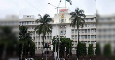 Men try suicide outside Mantralaya
