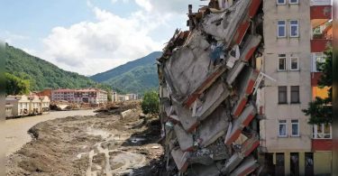 Police boat, search divers lost from Turkish floods