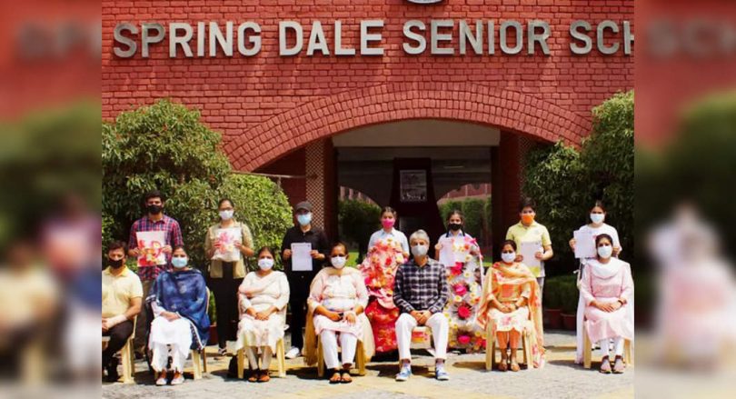 Amritsar School elevator overall trophy championship at Fest Lit