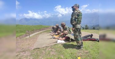 The army held the Village Defense Committee to meet to orient their weapon skills