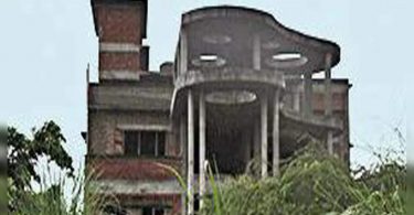 Up Officer 'allocated' 30k-sq-ft bungalow for itself