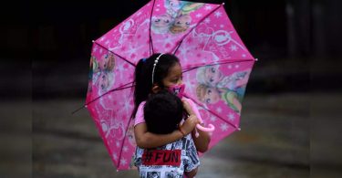 Light rain in some parts of Mumbai