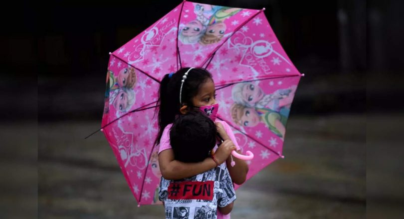 Light rain in some parts of Mumbai