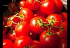 Pune: Tomatoes at Rs 2 / Kg in Gultekdi