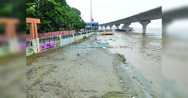 Ganga 1.43 m above the red sign in Bhagalpur