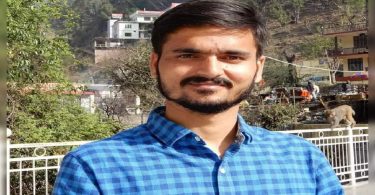 Self-immolation outside the SC location: youth that deteriorated himself along with a survival rape of death