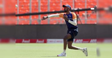 Slowly Building Hardik Pandya for the T20 World Cup: Mhambrey Paras