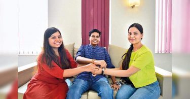 Delhi: Rakhi's Heart Gift from Sister Saving Brother