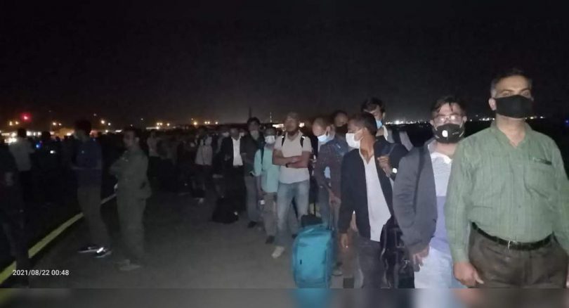 Afghan who returned to vaccinated polio in India