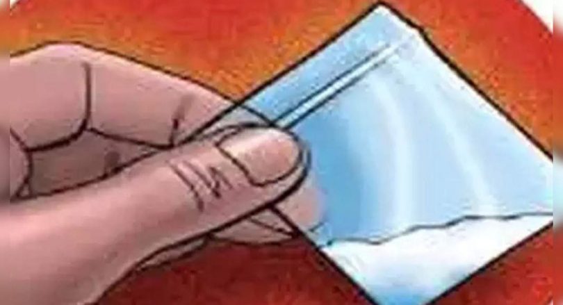 Amritsar: 41kg Heroin Slid by pipes confiscated on the border sir