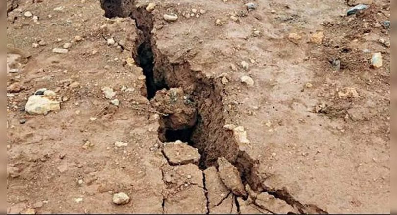 Cracked at Mandla Dam, locals shift to a safe place