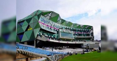 The Indian team arrived at Headingley Stadium ahead of the third test