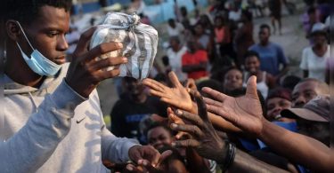 Haiti raised the earthquake toll, passed 2,200