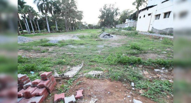 Want the pool, not the Yoga Center in Freedom Fighters Park: Swimmer