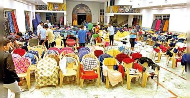 KR Pete Vendors suffer from losing material worth Rs 1 Crore