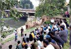 Vishwamitri's young bridge with people