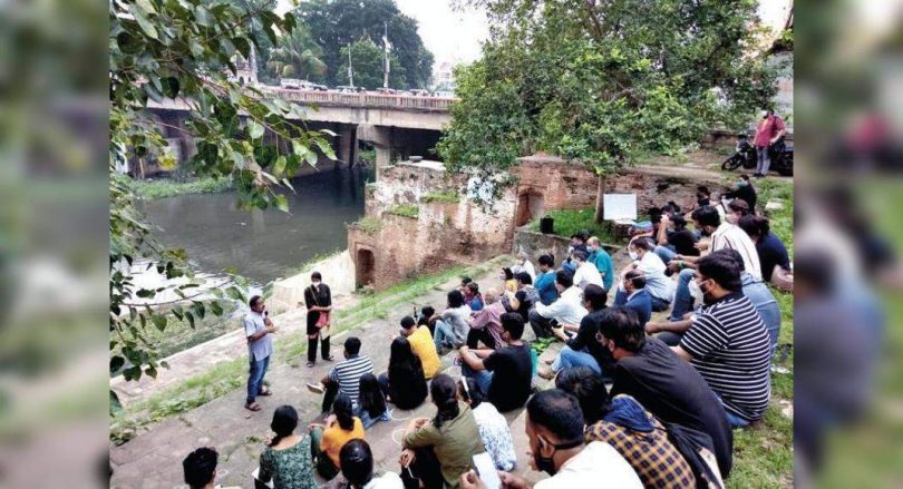 Vishwamitri's young bridge with people