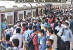 Maharashtra: Commuter who is nervous about the rules of double-jab, say up to 50% important workers are partially vaxxed