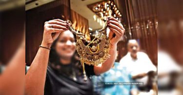Why Jewelry Traders in Delhi Wrong City Are Worried