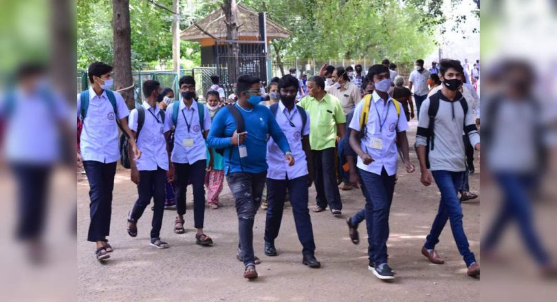 Schools, colleges reopened for class 9-12 in Karnataka after five months